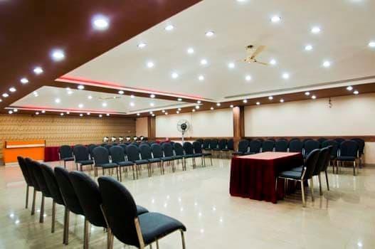 Didi Hotel Лакнау Екстериор снимка